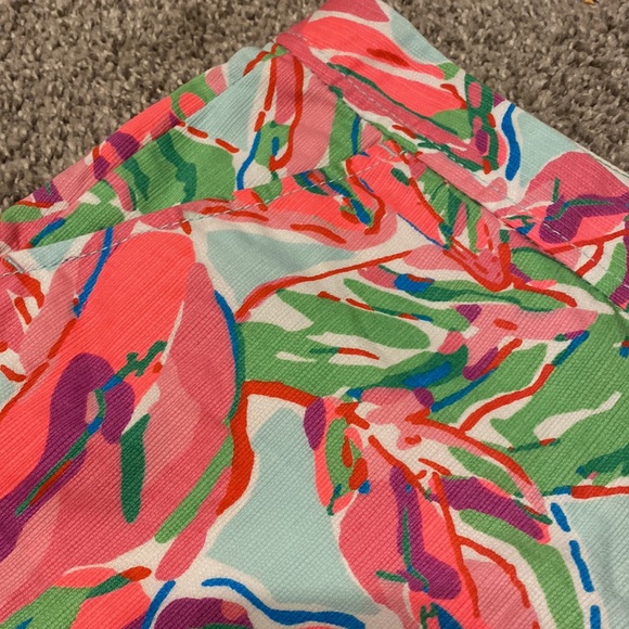 Lilly Pulitzer Buttercup Scalloped Hem Short - Picture 2 of 5